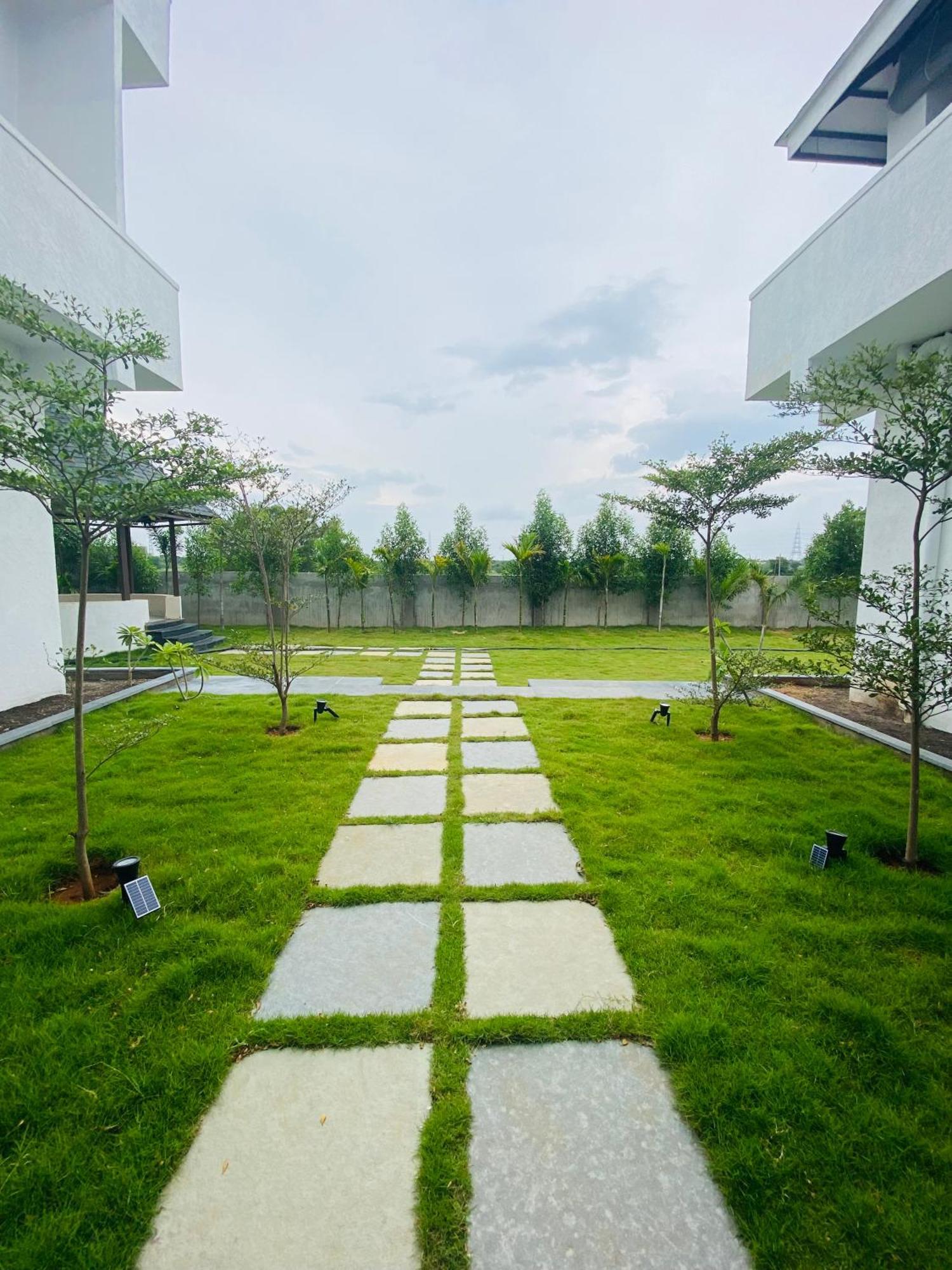 V R Farms Exotic Villa Venkatāpur Exterior foto